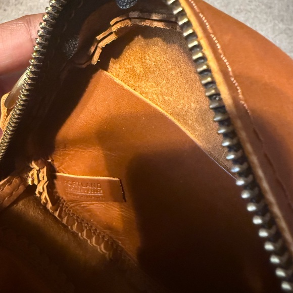 PORTLAND CIRCLE CROSSBODY SMALL - Picture 13 of 13